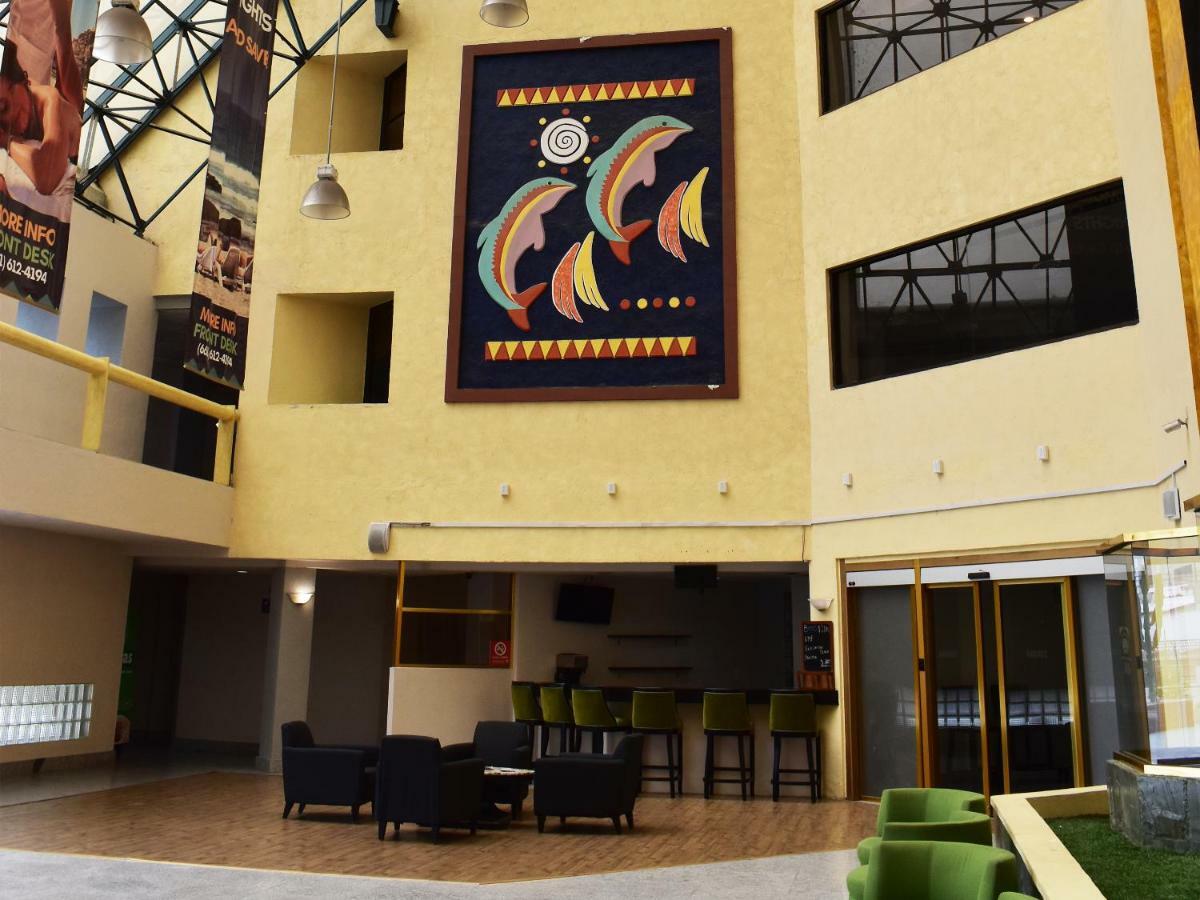 Hotel Corona Plaza Rosarito Exterior photo